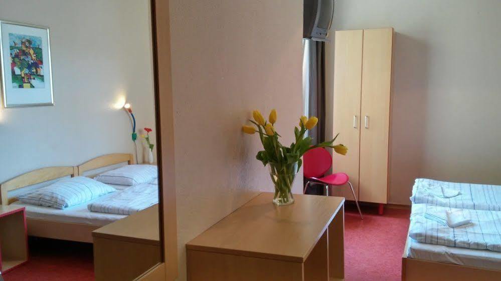 Acama Hotel & Hostel Schoeneberg Berlin Zewnętrze zdjęcie